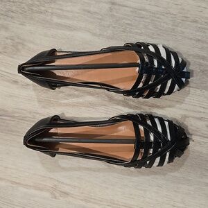 Black dress sandal size 6
